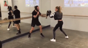 f84a588313f092ef21d6ae6.gif